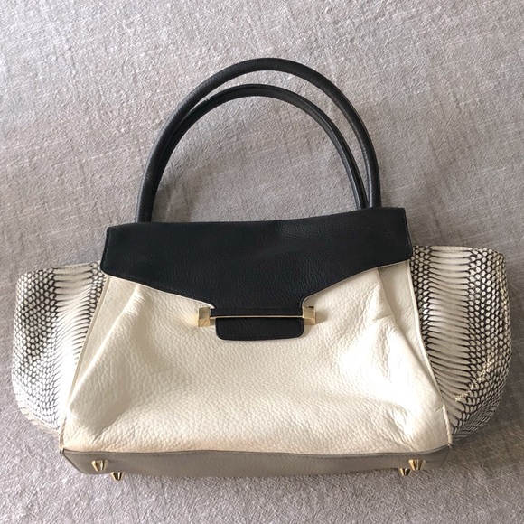 Vince Camuto 100% Genuine Leather Julia Satchel - Picture 1 of 8
